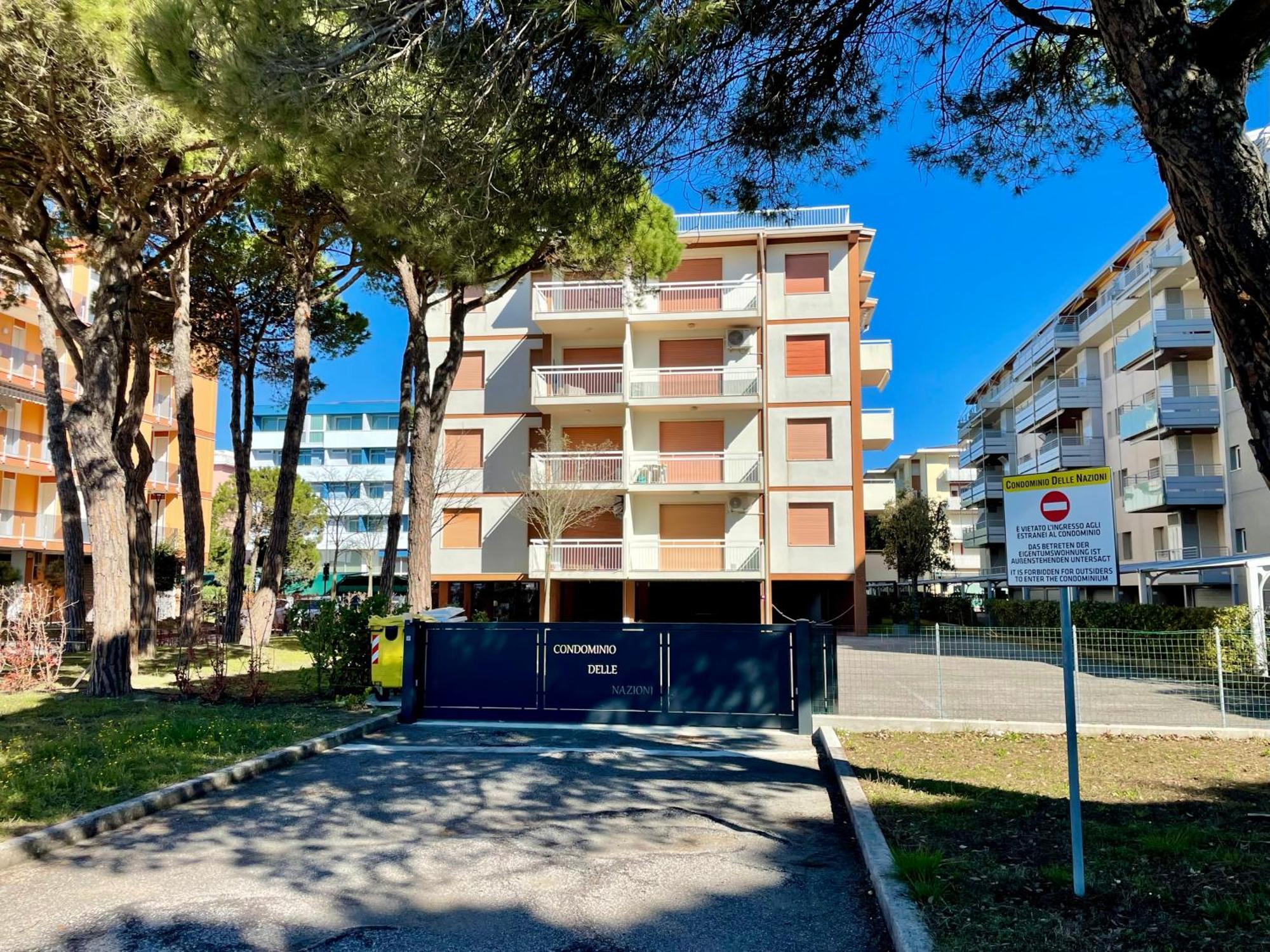 Frontemare 6 Posti Letto + Posto Auto Gratuito Apartment Bibione Exterior photo