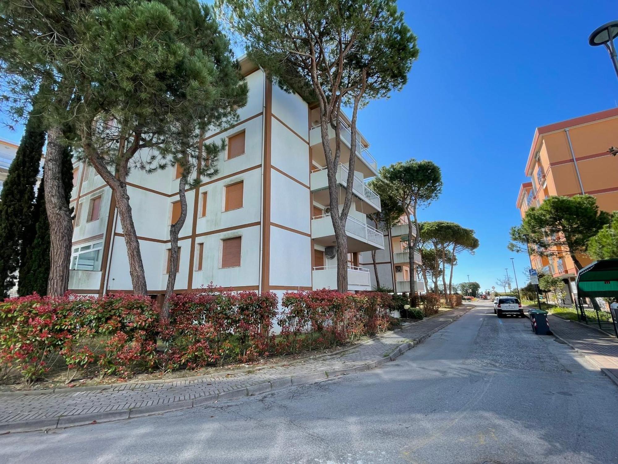 Frontemare 6 Posti Letto + Posto Auto Gratuito Apartment Bibione Exterior photo